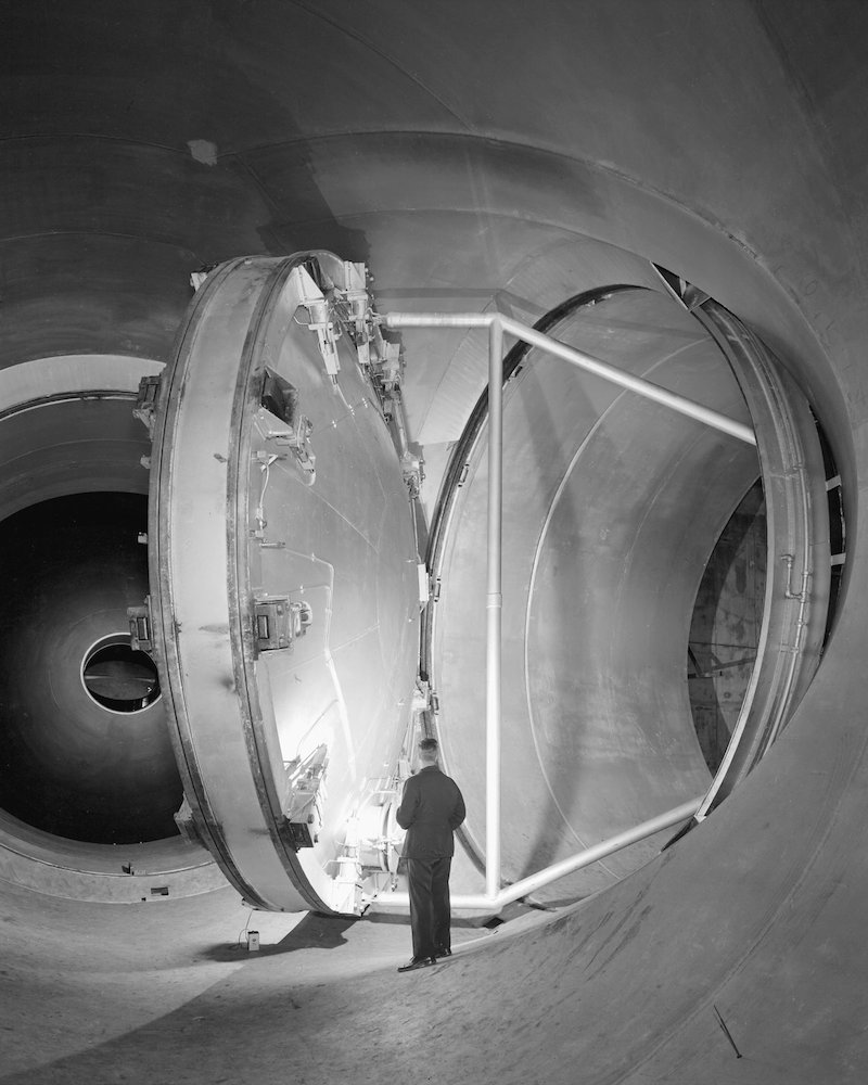 Illustration for article titled This is One Extremely Large, Impressive Wind Tunnel